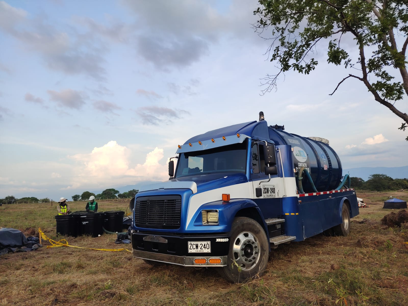 Operario con Camión Vactor